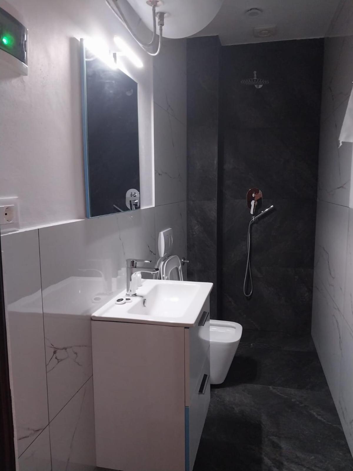 Hotel Luli City Center Durrës Kültér fotó